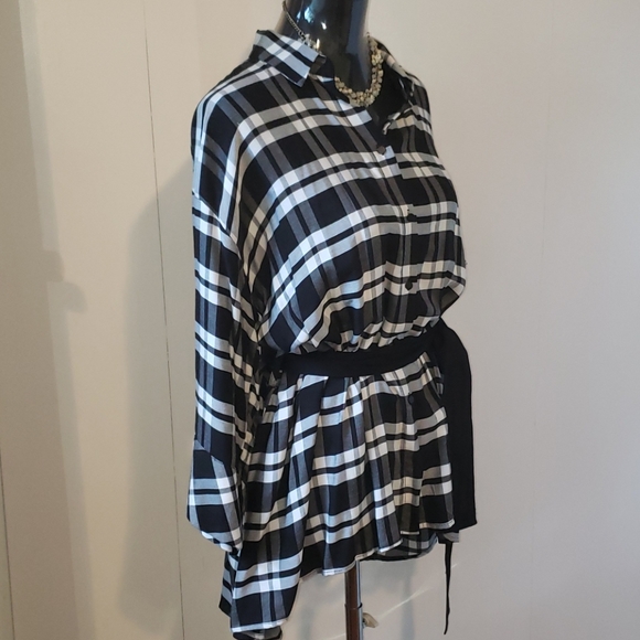New Zara sz L button down belted top - Picture 1 of 11